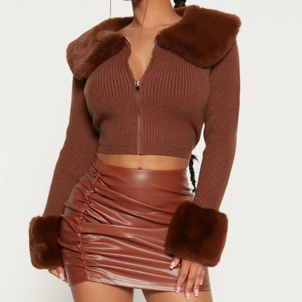 Cute crop brown fur jacket from fashion nova